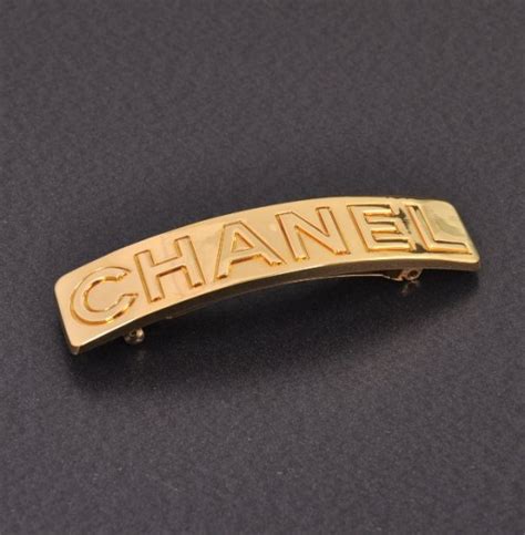 barrette chanel prix|chanel barrette hair clip.